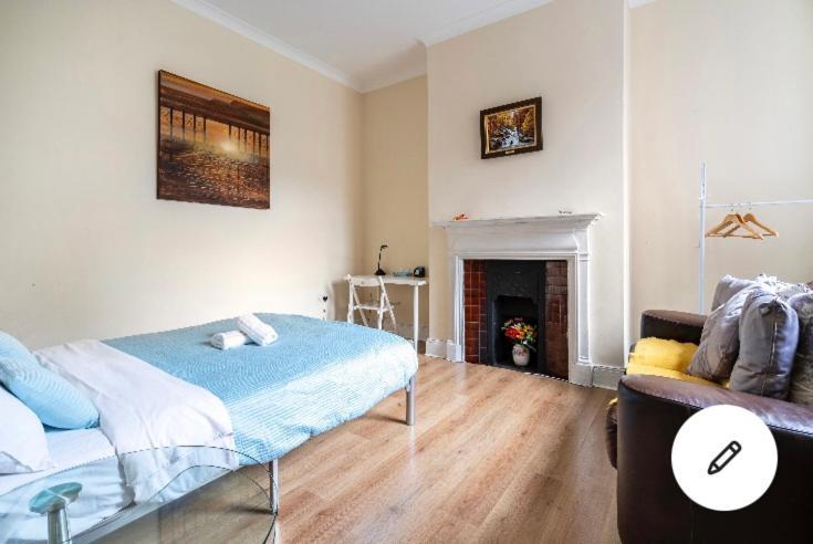 Ferienwohnung Rosie Blue London Exterior foto